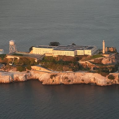 Alcatraz and City Sites Seaplane Tour