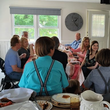 Amish Country Tour and Traditional Meal