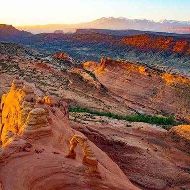 Flying Tour of Arches National Park