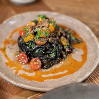 Self-Guided Arts District Food Tour