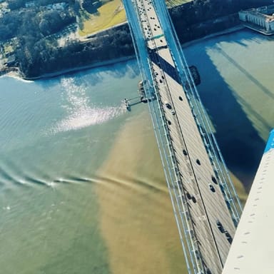 Learn to Fly a Plane - Linden