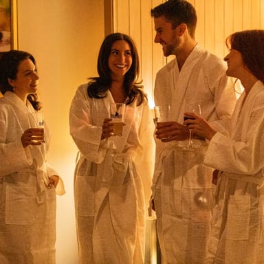 Romantic BierBath Spa Experience with Drinks