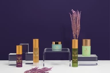 Tracie Martyn Spa Resculpting Facial and Ruby Red Light Bed Treatment