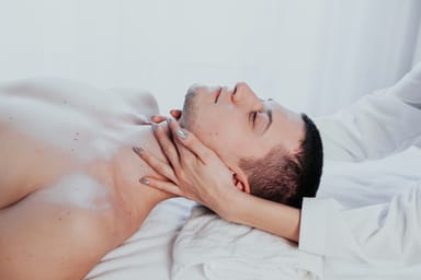 Custom Men’s Facial at Tracie Martyn Spa 