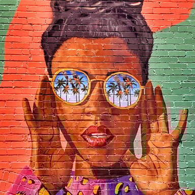 Street Art & Mural E-Bike Tour