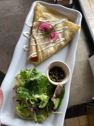 Madeleine’s Macarons French-Style Brunch and Drinks for Two with Macaron Gift Set