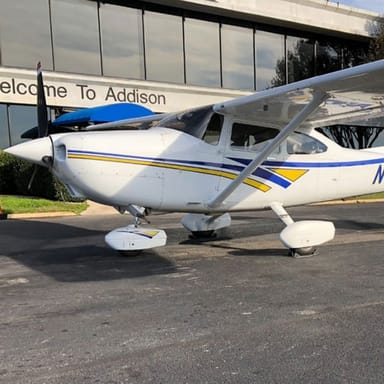 30-Minute Airplane Tour Over Dallas with BBQ Dinner for Two