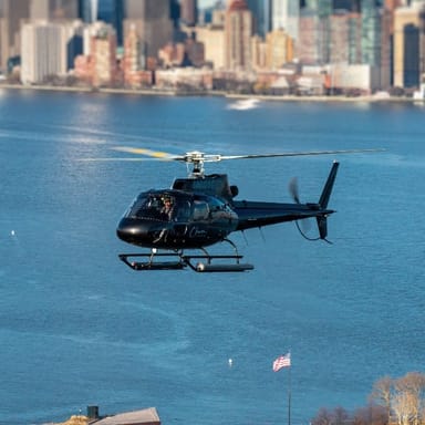 Private 30-Minute Helicopter Tour over New York City