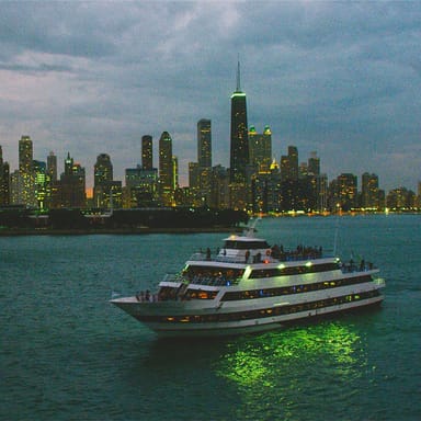 Chicago Fireworks Dinner Cruise