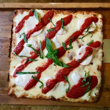 Walking Chicago Pizza Tour