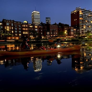 Charles River Sunset and City Lights Kayak Tour