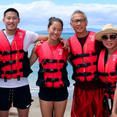 Guided Reef Tour in Clear Kayaks