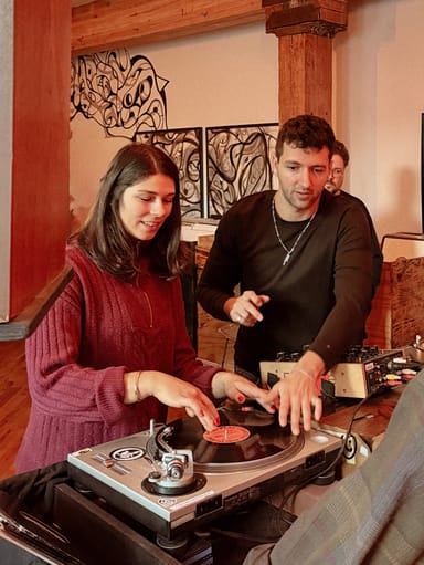 Hands-On Vinyl DJ Workshop in Miami