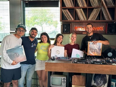 Hands-On Vinyl DJ Workshop in Brooklyn
