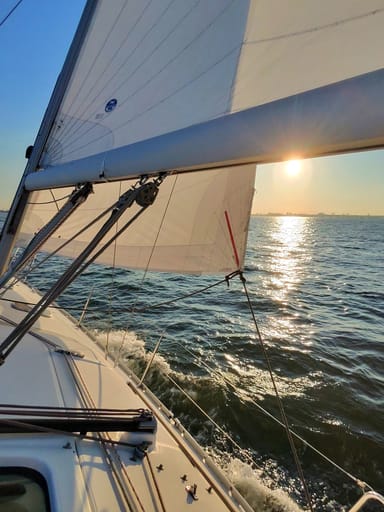 Scenic Sunset Sail on Manhasset Bay 1
