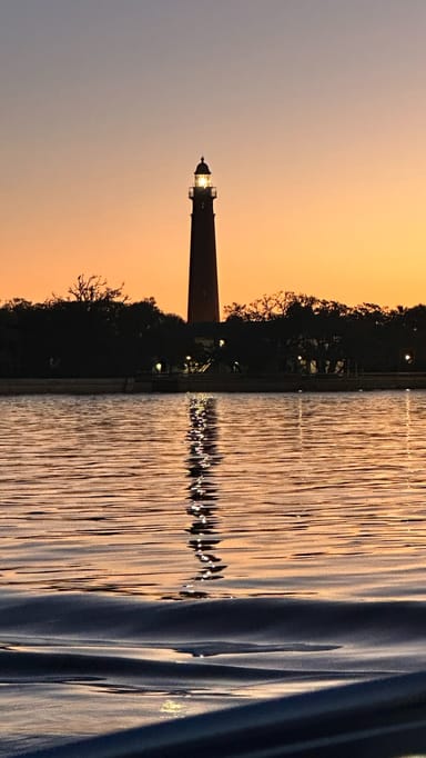Atlantic Sunrise Cruise with Breakfast and Mimosas