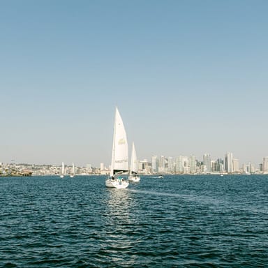 Premier San Diego Bay Sailing Experience