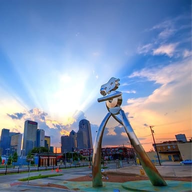 Deep Ellum Neighborhood Foodie Lovers Tour