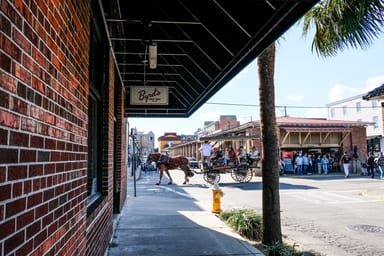 Downtown Donut Tour in Historic Charleston