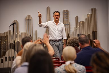 8-Week Beginner Improv Class at Improv Asylum