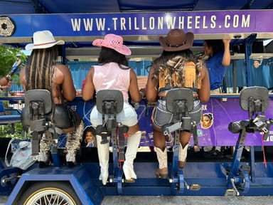 Hip-Hop Party Bike Brunch Tour