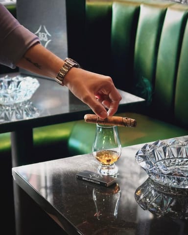 VIP Cigar Experience at Barclay-Rex New York