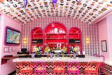 Gossip Girl Sites Tour and Serendipity 3 Frrrozen Hot Chocolate® Flight for Two