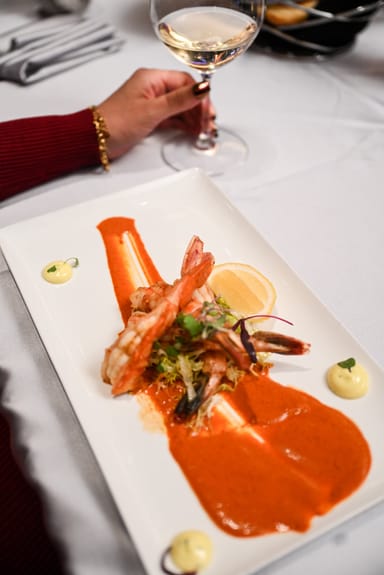 VIP Wine and Bites Tour with Take Home Bottle