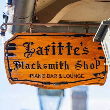 French Quarter Outdoor Scavenger Hunt