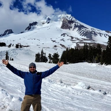 Full-Day Columbia Gorge Waterfalls and Mt. Hood Adventure