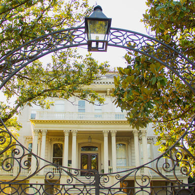 Garden District Scandalous History Tour