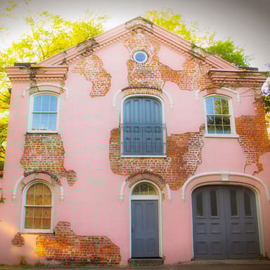 Garden District Scandalous History Tour