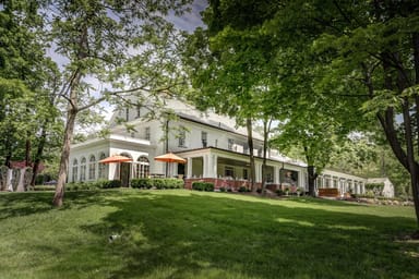 Historic Hudson Valley Getaway: Stagecoach Inn Winter or Spring Stay with Meals for Two