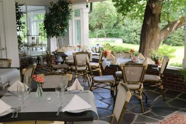 Historic Hudson Valley Getaway: Stagecoach Inn Summer or Fall Stay with Meals for Two