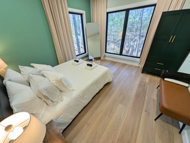 Cozy Cabin Getaway for Two with Tickets to Shenandoah Caverns