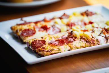 All-Inclusive Guys' Night Out Golf Simulator Experience at X-Golf Brooklyn