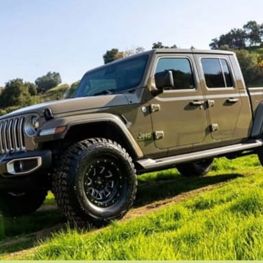 Hana Scenic Flight and Jeep Tour