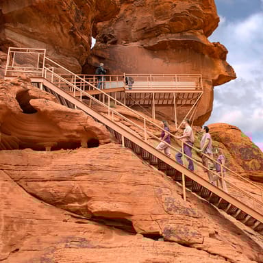 All-Inclusive Hoover Dam and Valley of Fire Day Trip