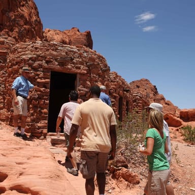 All-Inclusive Hoover Dam and Valley of Fire Day Trip