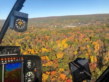 Private Fall Foliage Helicopter Tour of the Hudson Valley Aboard an Airbus AS350