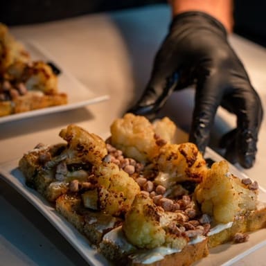 Ivanhoe Village Walking Food Tour