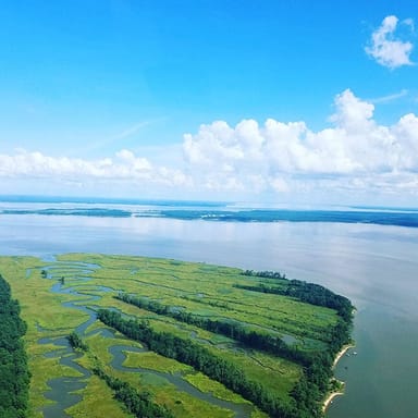 Scenic Airplane Tour of the Historic Triangle