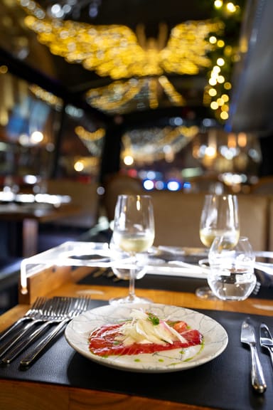 Double-Decker Bus Five-Course Dinner and Tour with Bustronome