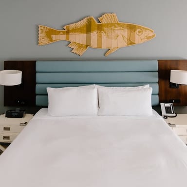 2-Night Getaway at Lakehouse Resort plus Dinner and Pontoon Rental for Two