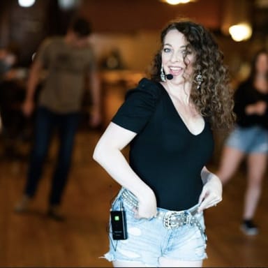 Beginner Friendly Line Dancing Lesson