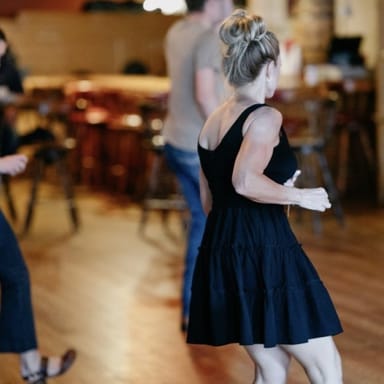 Beginner Friendly Line Dancing Lesson