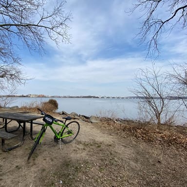 Self-Guided Mount Vernon Bike and Boat Tour