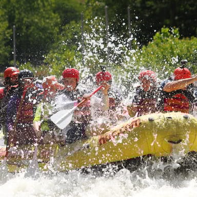 Whitewater Raft the Middle Ocoee
