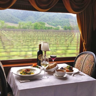 Napa Valley Wine Train: Gourmet Weekend Lunch