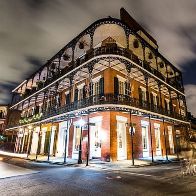 Ghosts of New Orleans Nighttime Scavenger Hunt